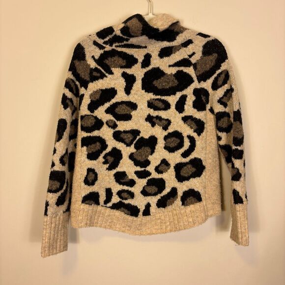 Moth Anthropologie Leopard Print Mock Neck Sweater Small - Picture 2 of 6